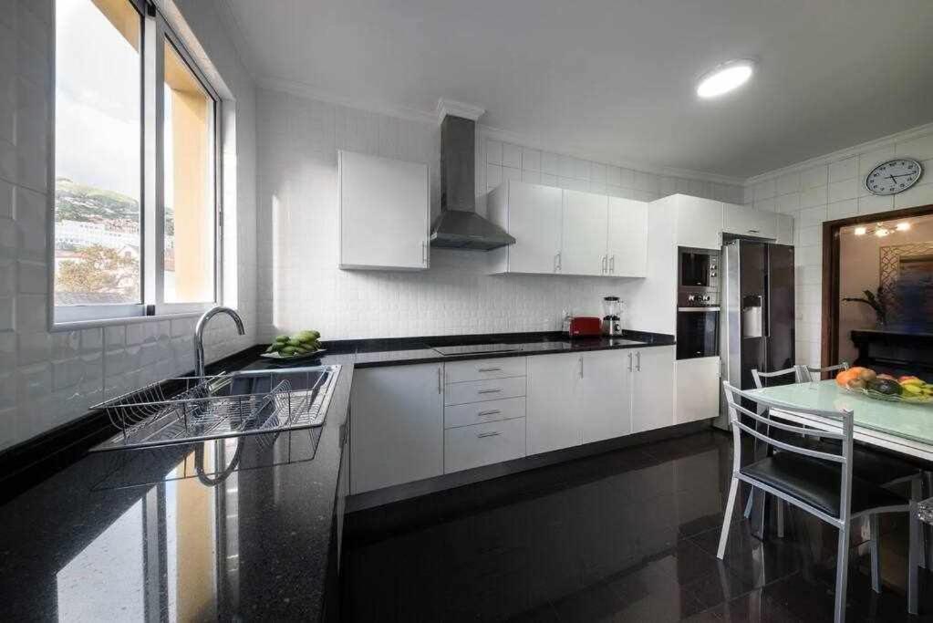 Alex Apartment 푼샬 외부 사진